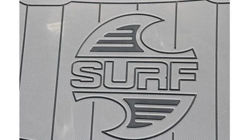 Slide: The Image of Chaparral 21 Surf 2025 - 31
