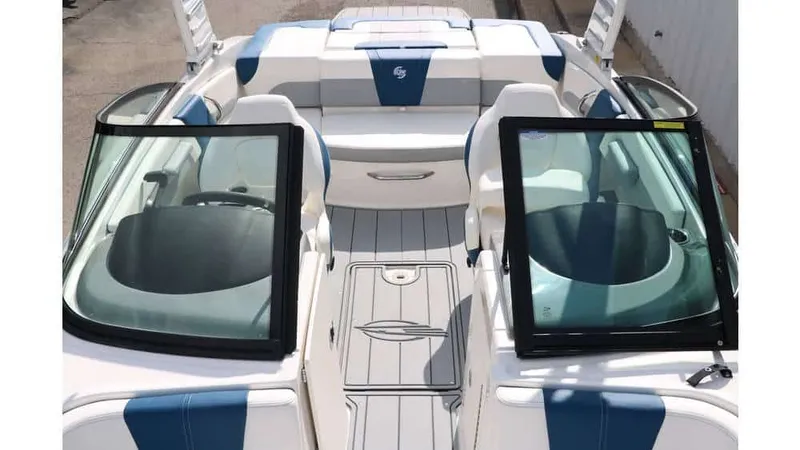 Slide: The Image of Chaparral 21 Surf 2025 - 18