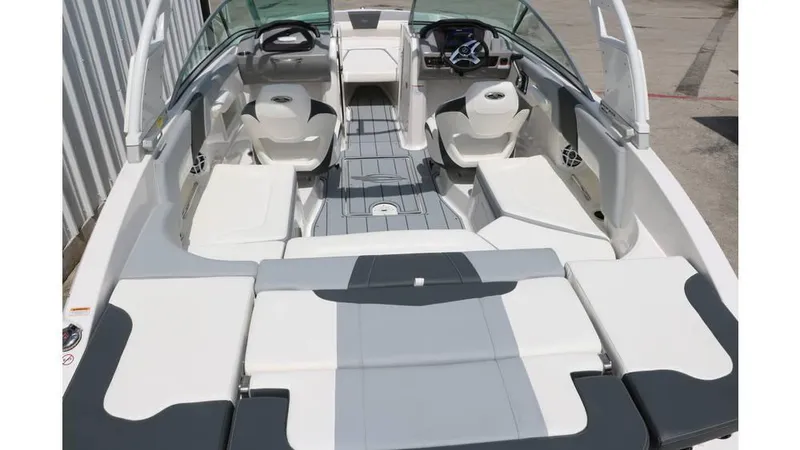 Slide: The Image of Chaparral 23 SSi 2024 - 11