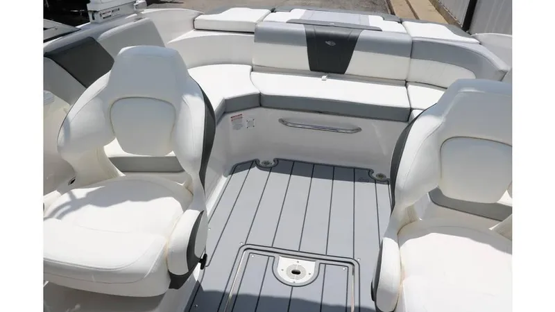 Slide: The Image of Chaparral 23 SSi 2024 - 21