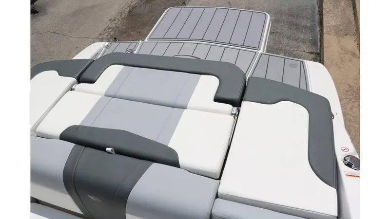 Slide: The Image of Chaparral 23 SSi 2024 - 27