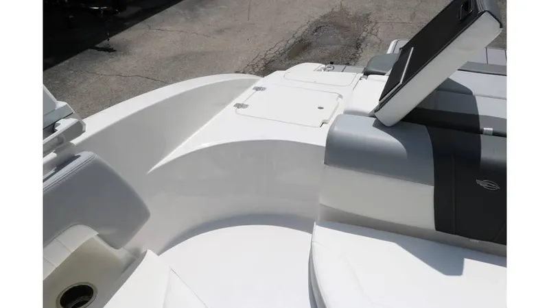 Slide: The Image of Chaparral 23 SSi 2024 - 28