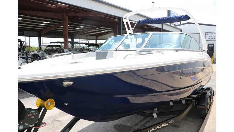 Slide: The Image of Chaparral 23 SSi 2024 - 8