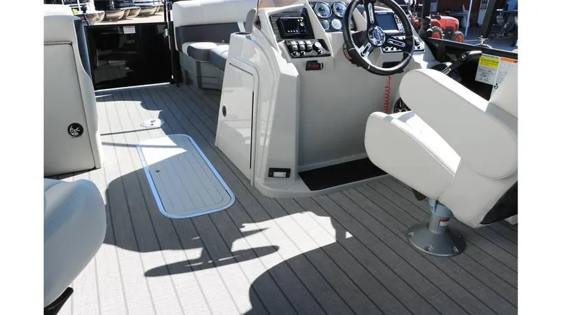 Slide: The Image of Sylvan Mirage X3 CLZ DH Tri Toon 2025 - 28