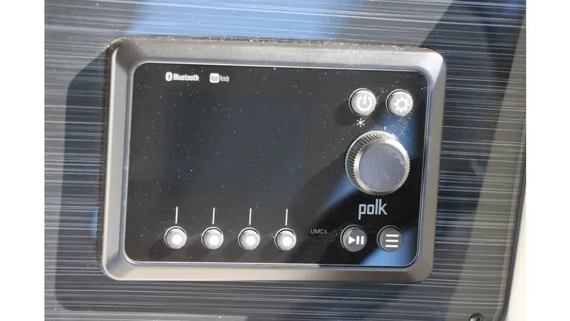 Slide: The Image of Sylvan Mirage X3 CLZ DH Tri Toon 2025 - 31