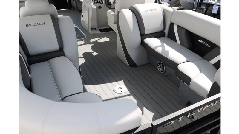 Slide: The Image of Sylvan Mirage X3 Tri Toon 2025 - 17