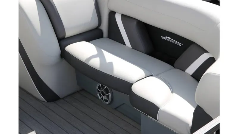 Slide: The Image of Sylvan Mirage X3 Tri Toon 2025 - 18