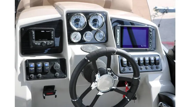 Slide: The Image of Sylvan Mirage X3 Tri Toon 2025 - 31