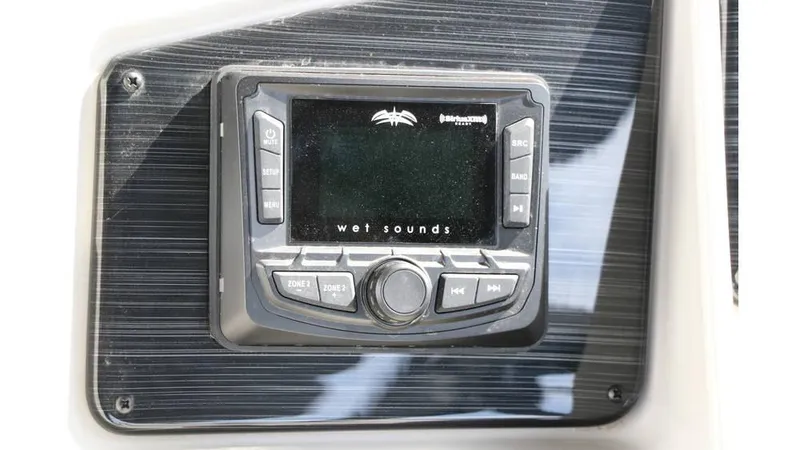 Slide: The Image of Sylvan Mirage X3 Tri Toon 2025 - 32