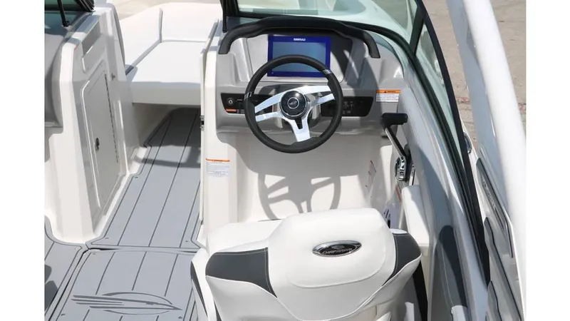 Slide: The Image of Chaparral 21 SSi 2025 - 12