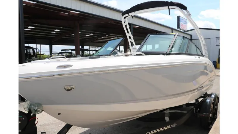 Slide: The Image of Chaparral 21 SSi 2025 - 5