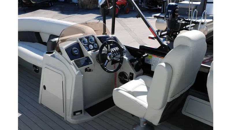 Slide: The Image of Sylvan Mirage 8522 Party Fish Tri Toon 2025 - 23