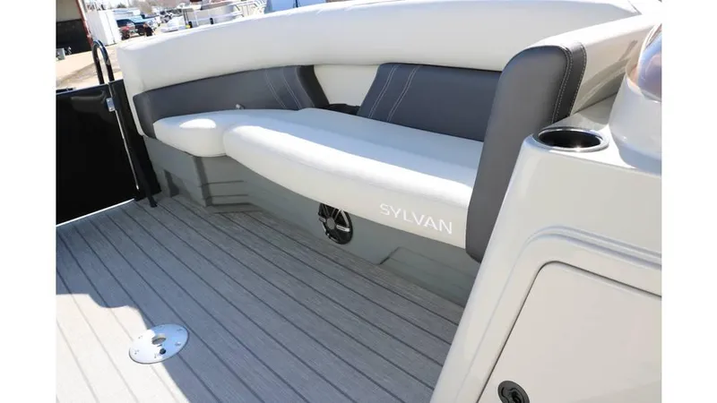 Slide: The Image of Sylvan Mirage 8522 Party Fish Tri Toon 2025 - 37