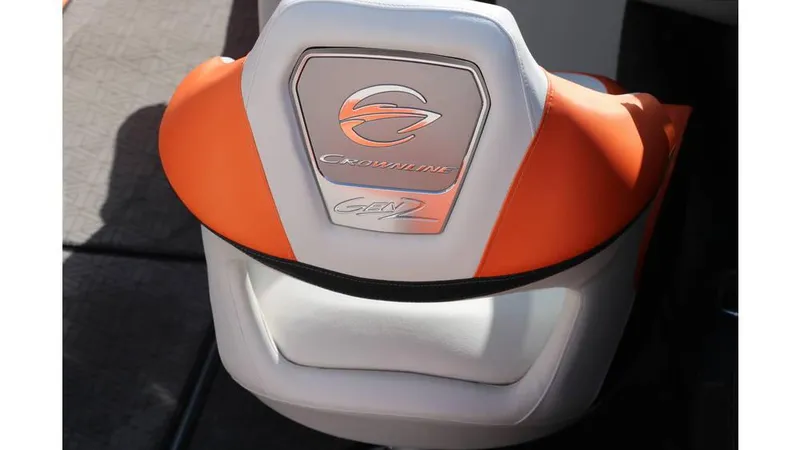 Slide: The Image of Crownline Boats 220 SS LPX Gen2 2022 - 18