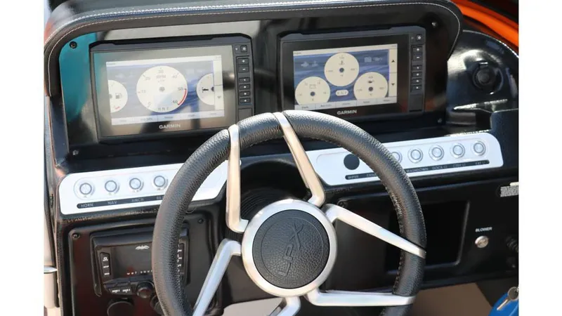 Slide: The Image of Crownline Boats 220 SS LPX Gen2 2022 - 32