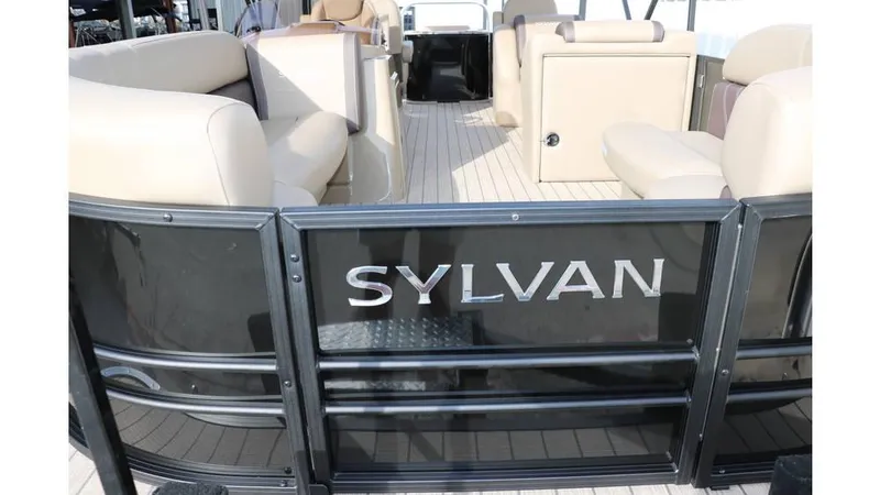 Slide: The Image of Sylvan Mirage 8522 Party Fish Tri Toon 2025 - 14