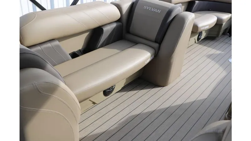 Slide: The Image of Sylvan Mirage 8522 Party Fish Tri Toon 2025 - 37