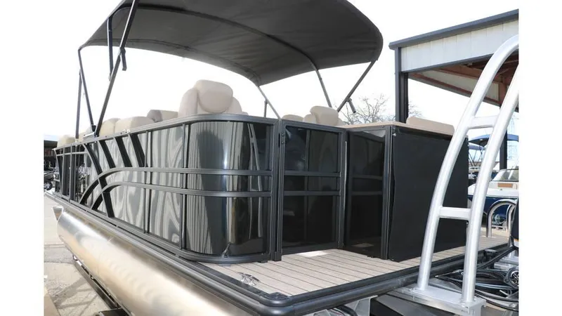 Slide: The Image of Sylvan Mirage 8522 Party Fish Tri Toon 2025 - 4