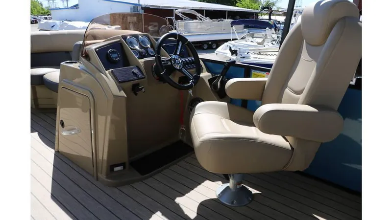 Slide: The Image of Sylvan Mirage X1 CLZ DH Tri Toon 2025 - 26