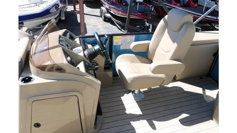 Slide: The Image of Sylvan Mirage X1 CLZ DH Tri Toon 2025 - 28