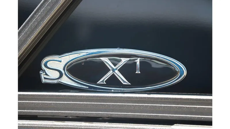 Slide: The Image of Sylvan Mirage X1 CLZ DH Tri Toon 2025 - 17