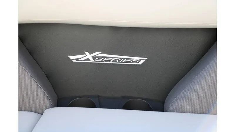 Slide: The Image of Sylvan Mirage X1 Tri Toon 2025 - 25