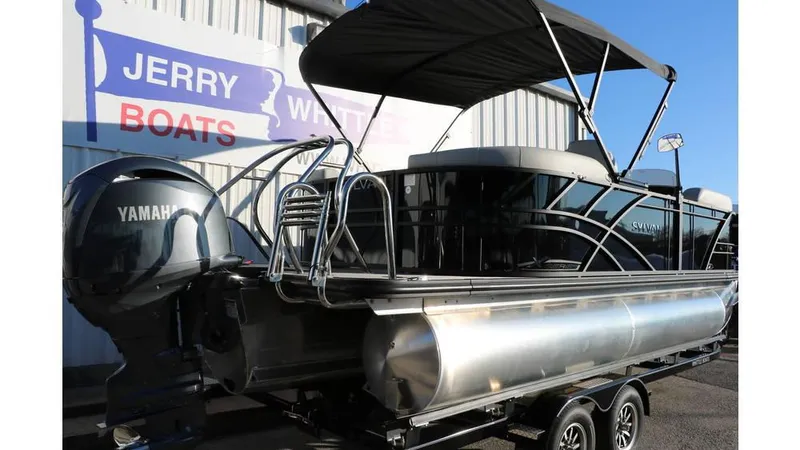 Slide: The Image of Sylvan Mirage X1 Tri Toon 2025 - 3