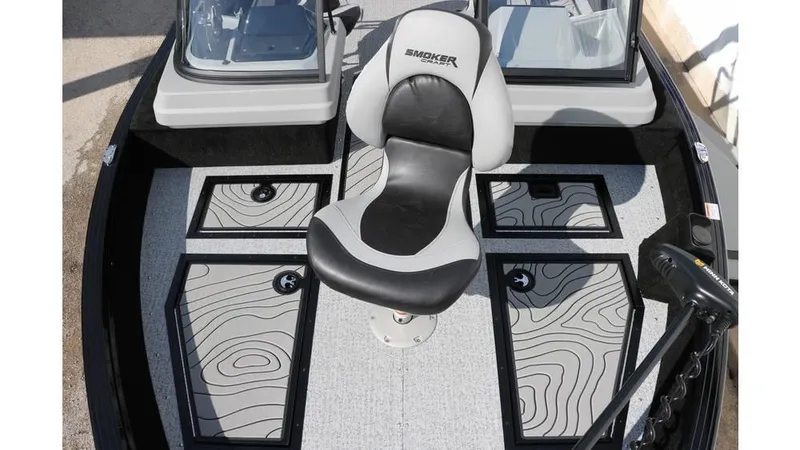 Slide: The Image of Smoker Craft Adventurer 188 DC 2025 - 16