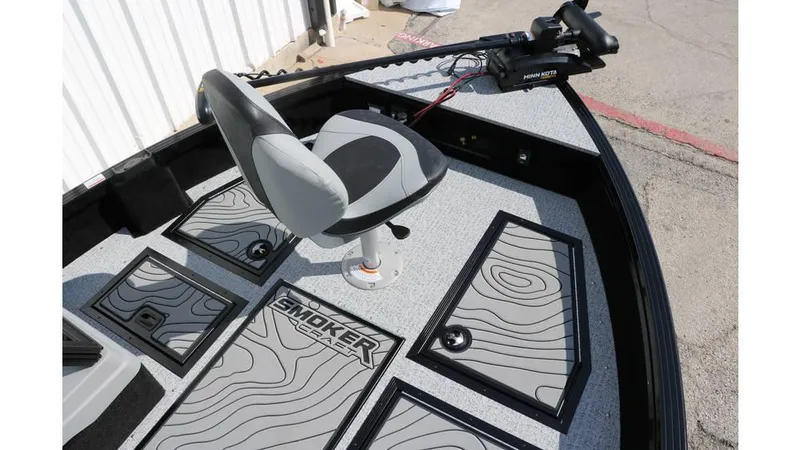 Slide: The Image of Smoker Craft Adventurer 188 DC 2025 - 19