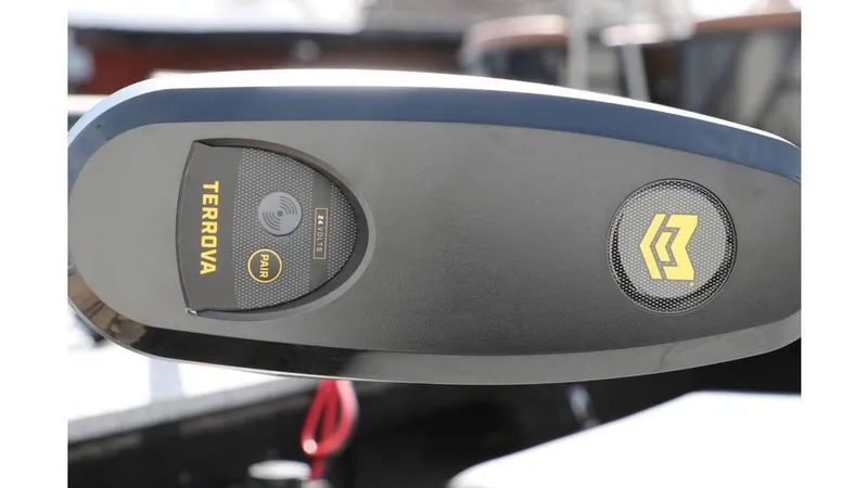 Slide: The Image of Smoker Craft Adventurer 188 DC 2025 - 41