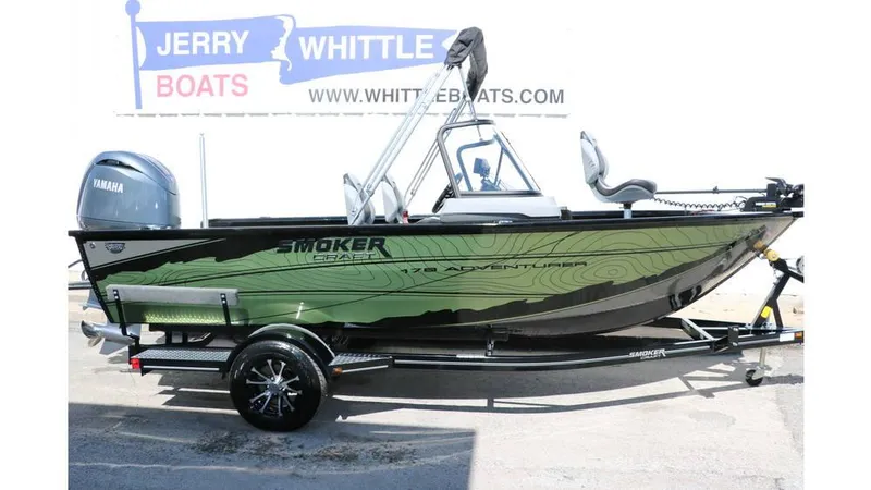 Slide: The Image of Smoker Craft Adventurer 178 DC 2025 - 11