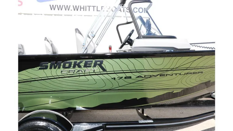 Slide: The Image of Smoker Craft Adventurer 178 DC 2025 - 33