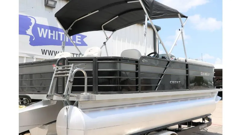 Slide: The Image of Crest Classic Fish 220 Tri toon 2022 - 3