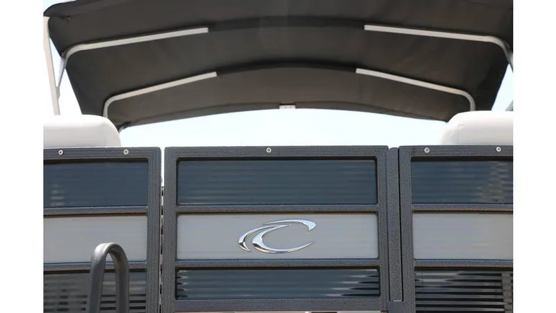 Slide: The Image of Crest Classic Fish 220 Tri toon 2022 - 32