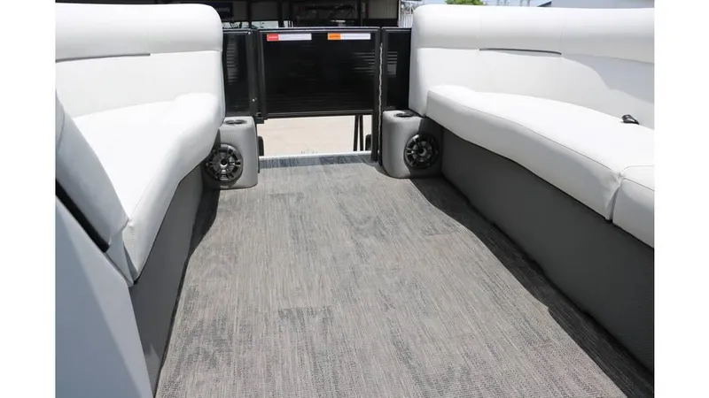 Slide: The Image of Crest Classic Fish 220 Tri toon 2022 - 36