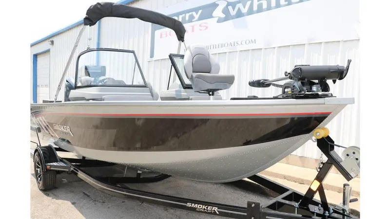 Slide: The Image of Smoker Craft Adventurer 188 FS 2024 - 10