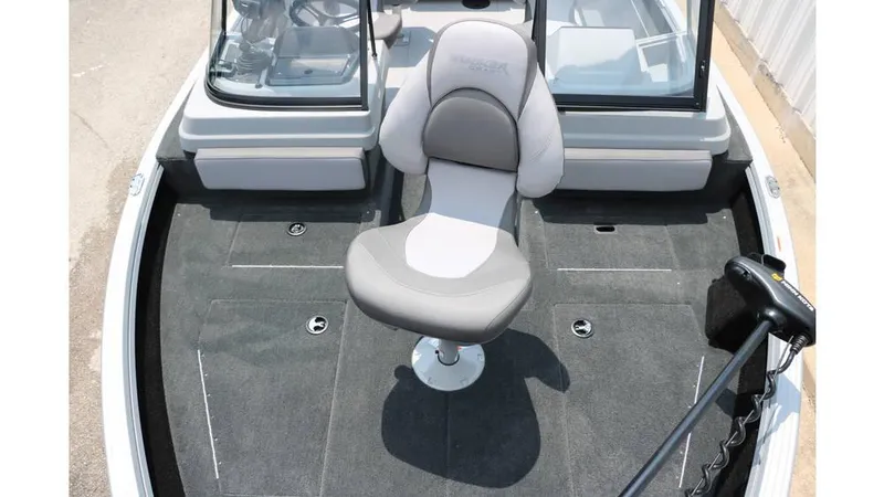 Slide: The Image of Smoker Craft Adventurer 188 FS 2024 - 26