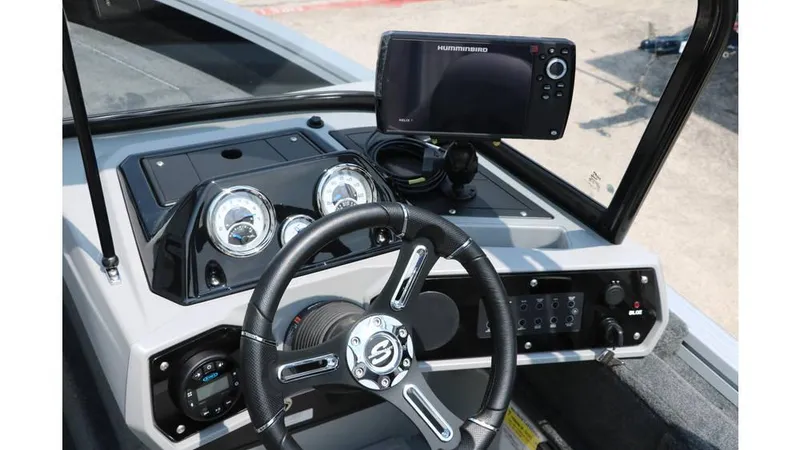 Slide: The Image of Smoker Craft Adventurer 188 FS 2024 - 37