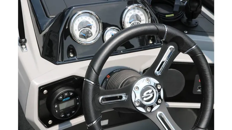 Slide: The Image of Smoker Craft Adventurer 188 FS 2024 - 39