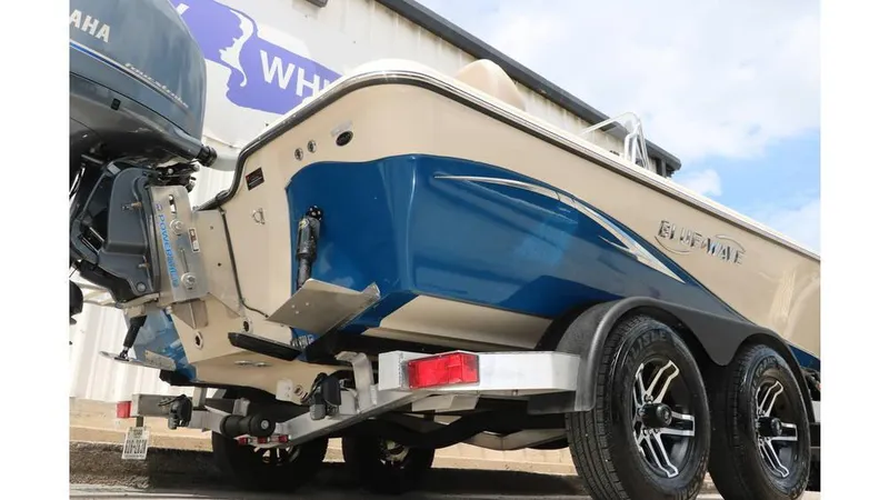 Slide: The Image of Blue Wave 2000 Pure Bay 2021 - 5