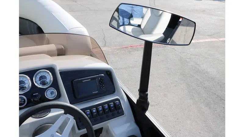 Slide: The Image of Sylvan Mirage 820 CLZ DH Premium 2025 - 22