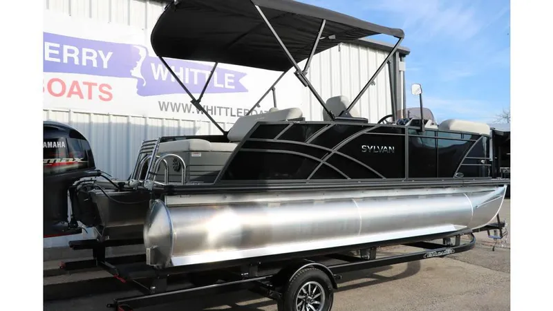 Slide: The Image of Sylvan Mirage 820 CLZ DH Premium 2025 - 23