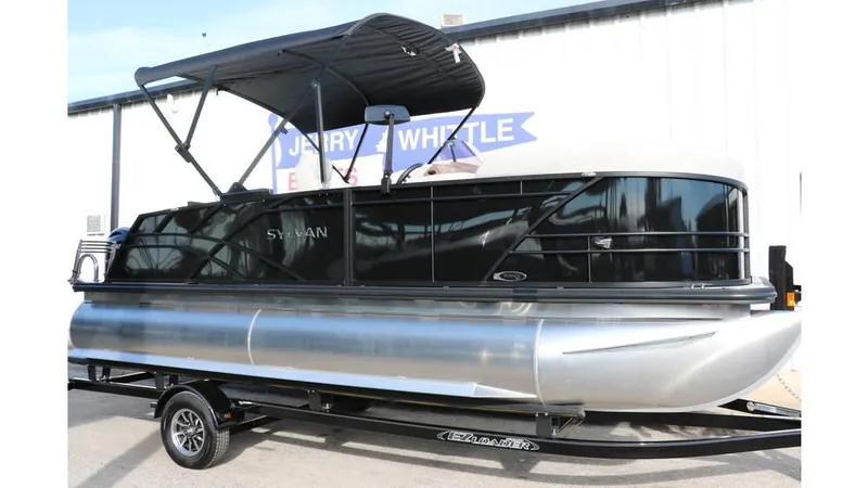 Slide: The Image of Sylvan Mirage 820 CLZ DH Premium 2025 - 33