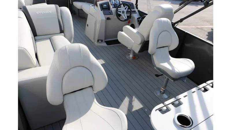 Slide: The Image of Sylvan Mirage 820 Party Fish Premium 2025 - 13