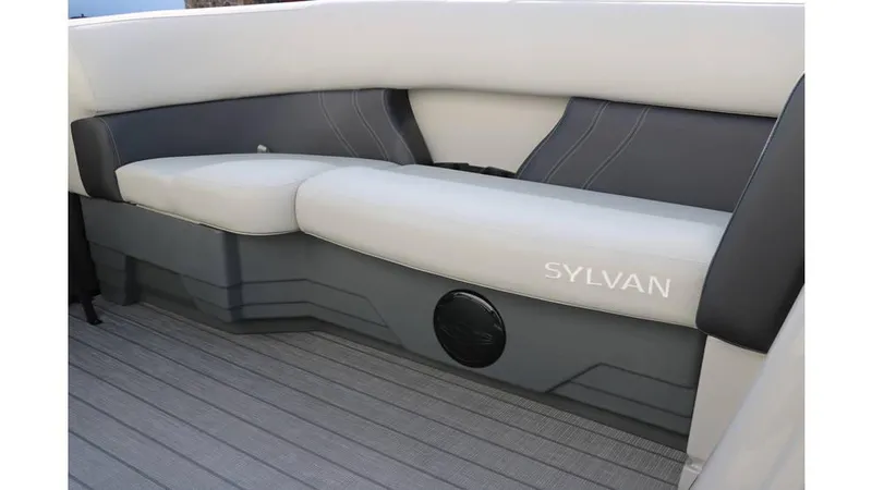 Slide: The Image of Sylvan Mirage 820 Party Fish Premium 2025 - 26