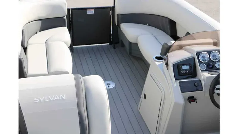 Slide: The Image of Sylvan Mirage 820 Party Fish Premium 2025 - 17