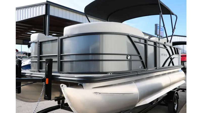 Slide: The Image of Sylvan Mirage 820 Party Fish Premium 2025 - 36