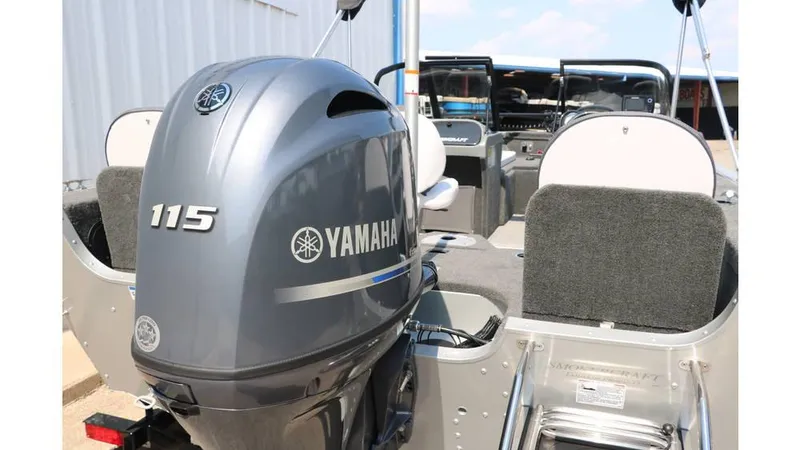 Slide: The Image of Smoker Craft 172 Ultima Legacy 2025 - 17