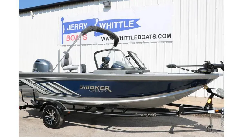 Slide: The Image of Smoker Craft 172 Ultima Legacy 2025 - 25