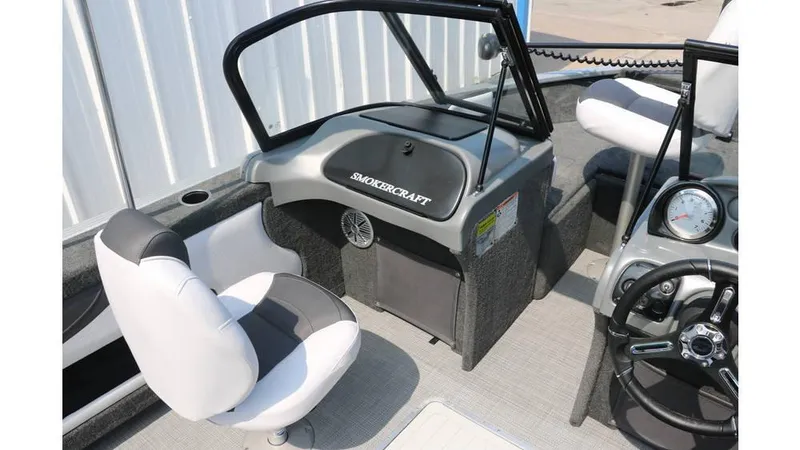 Slide: The Image of Smoker Craft 172 Ultima Legacy 2025 - 8